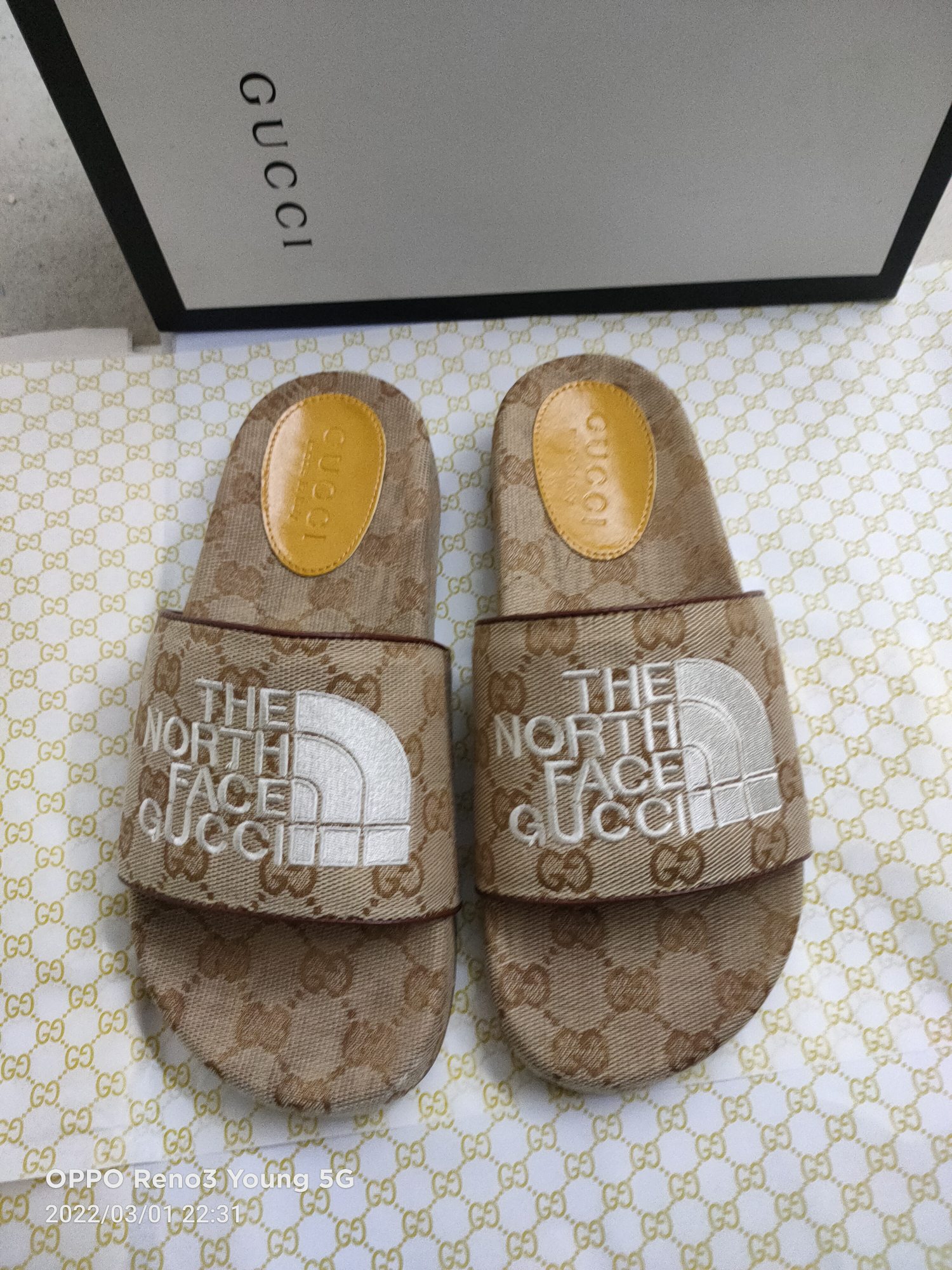 NO:164423,New ~~ Guci GUCICI new electric embroidered slippers are complete with sizes 35-42, slippers, gucci, slippers19860909上新啦～～古奇GUCICI新款电绣拖鞋款式齐全35-42码,拖鞋,gucci,slippers,Women's Shoes
