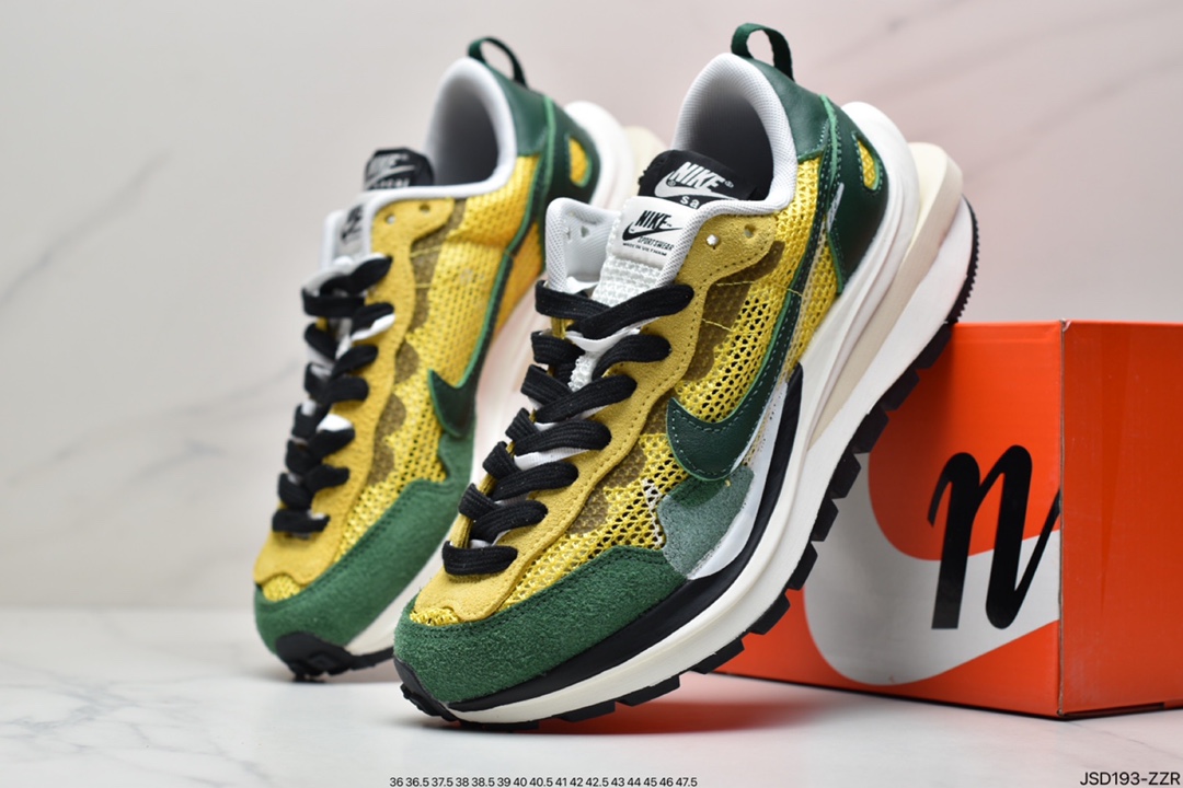 200 公司级Sacai Nike regasus vaporrly SP 华夫三代3.0走秀  DD1875-100