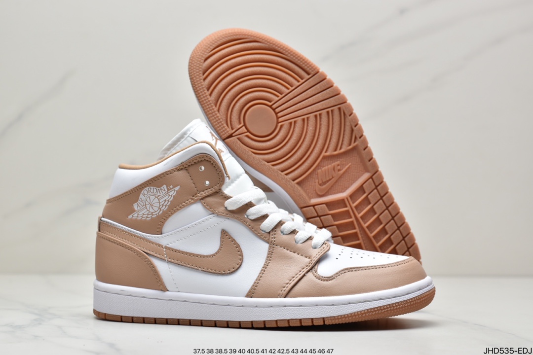 190 公司级这款 Air Jordan 1 Mid 采用适合秋季的棕色和米色色DO6699-200