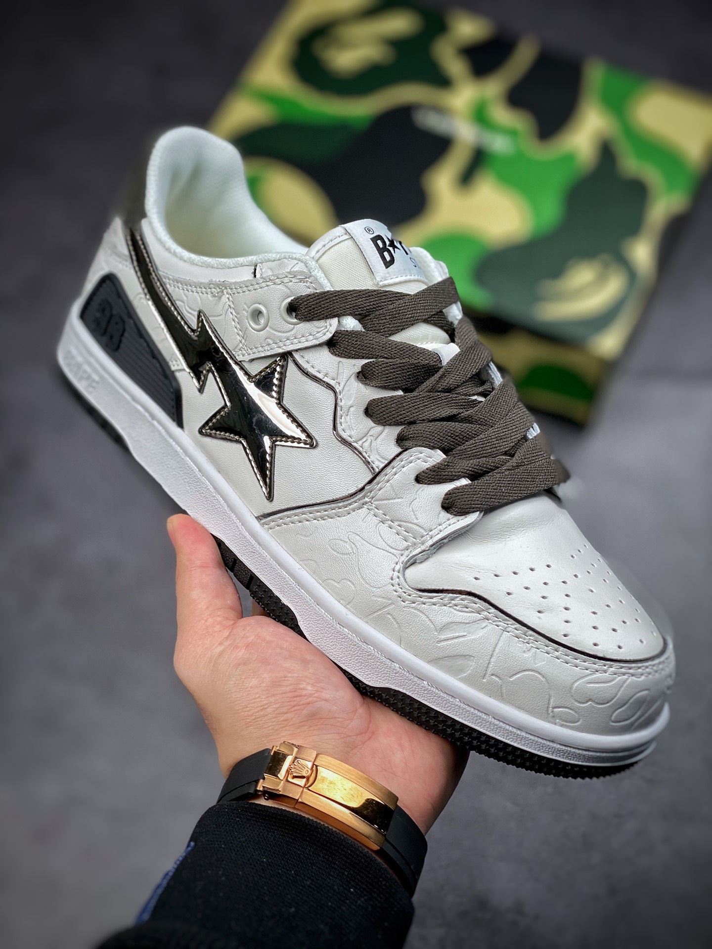 A Swimming Ape BAPE SK8 Sta Low, una marca de moda en Harajuku, Japón, es una serie de zapatos deportivos inf…