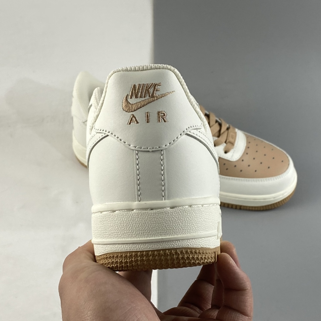 P240 NIKE Air Force 1’07 Low 奶油浅咖 空军一号低帮休闲板鞋 PQ3369-281