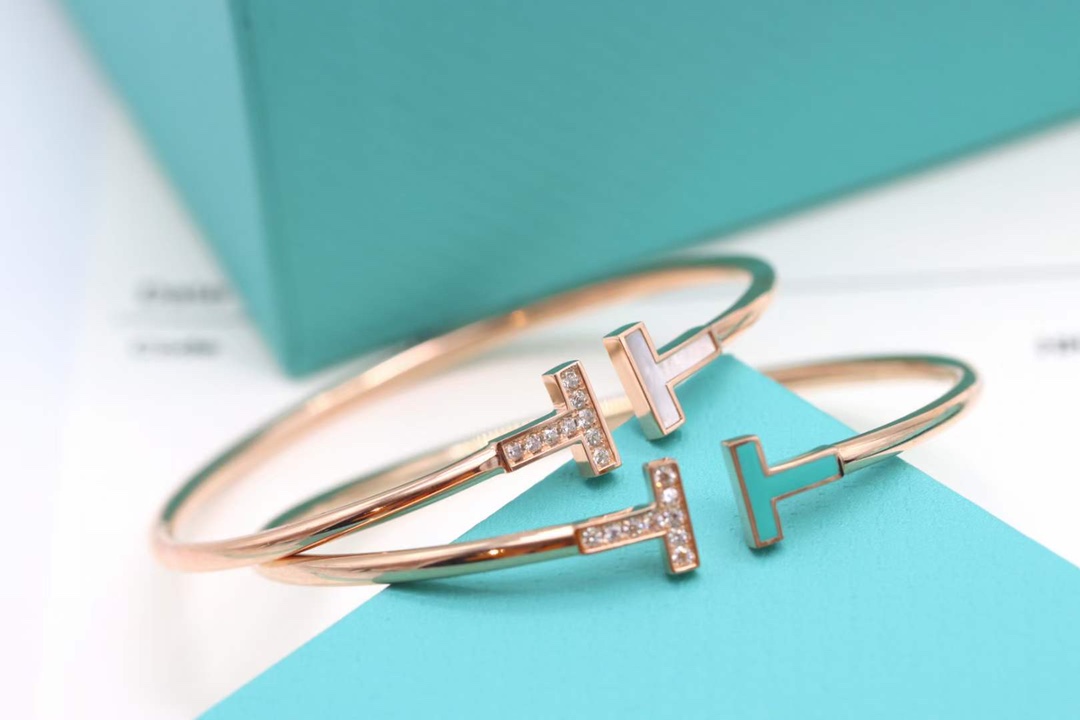 Tiffany & Co. Tiffany&Co.蒂芙尼 双T手镯 6款