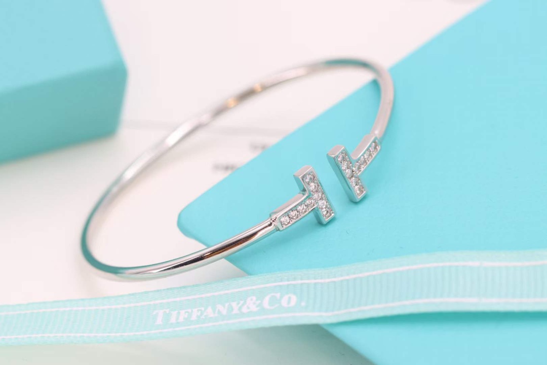 Tiffany & Co. Tiffany&Co.蒂芙尼 满钻双T手镯