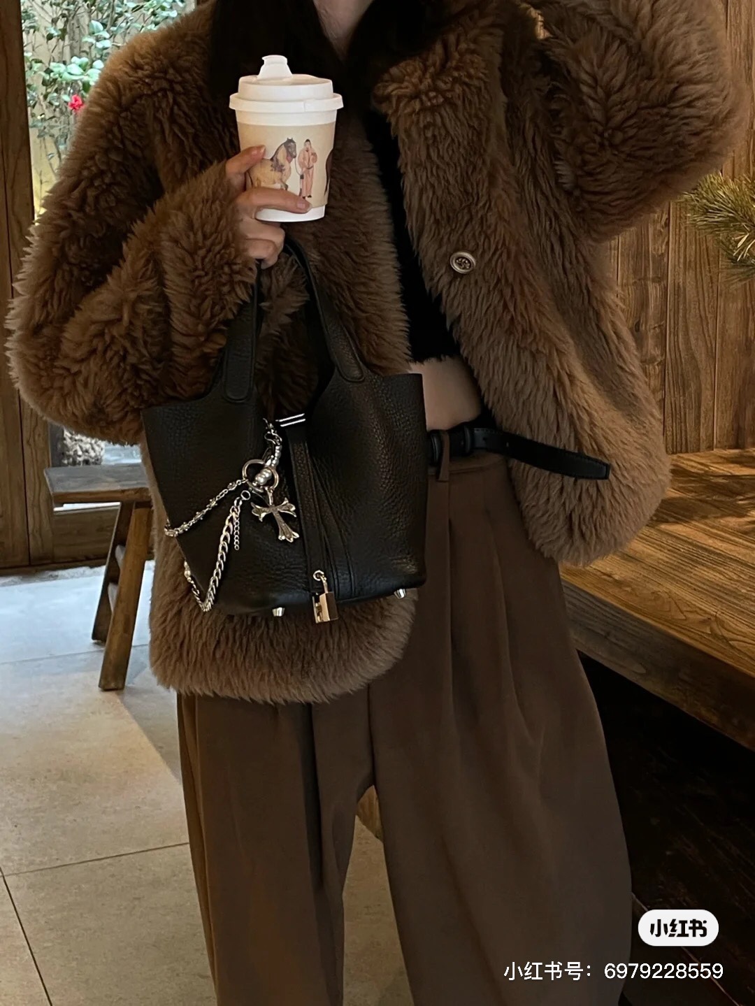 路易威登 Louis Vuitton 高定典藏名品高定成衣时装外套连衣裙衬衫T恤 #D2C3FE28 3