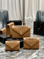 Top-notch goods 🍂ENVELOPE_Caramel golden buckle 31/24/21cm 1 Top-notch goods 🍂ENVELOPE_Caramel golden buckle 31/24/21cm