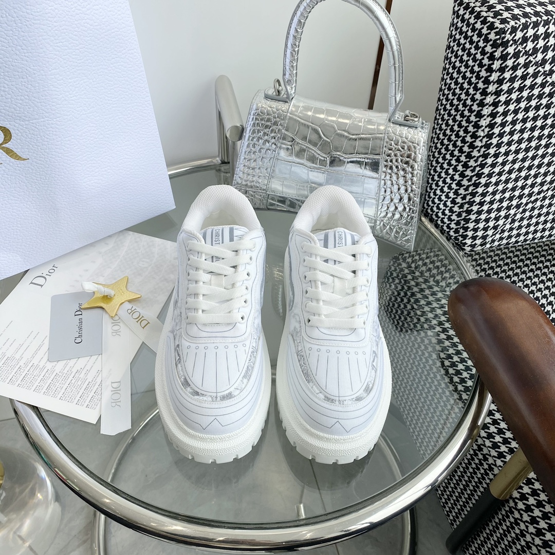 Sell Online Luxury Designer
 Dior Skateboard Shoes White Spring Collection