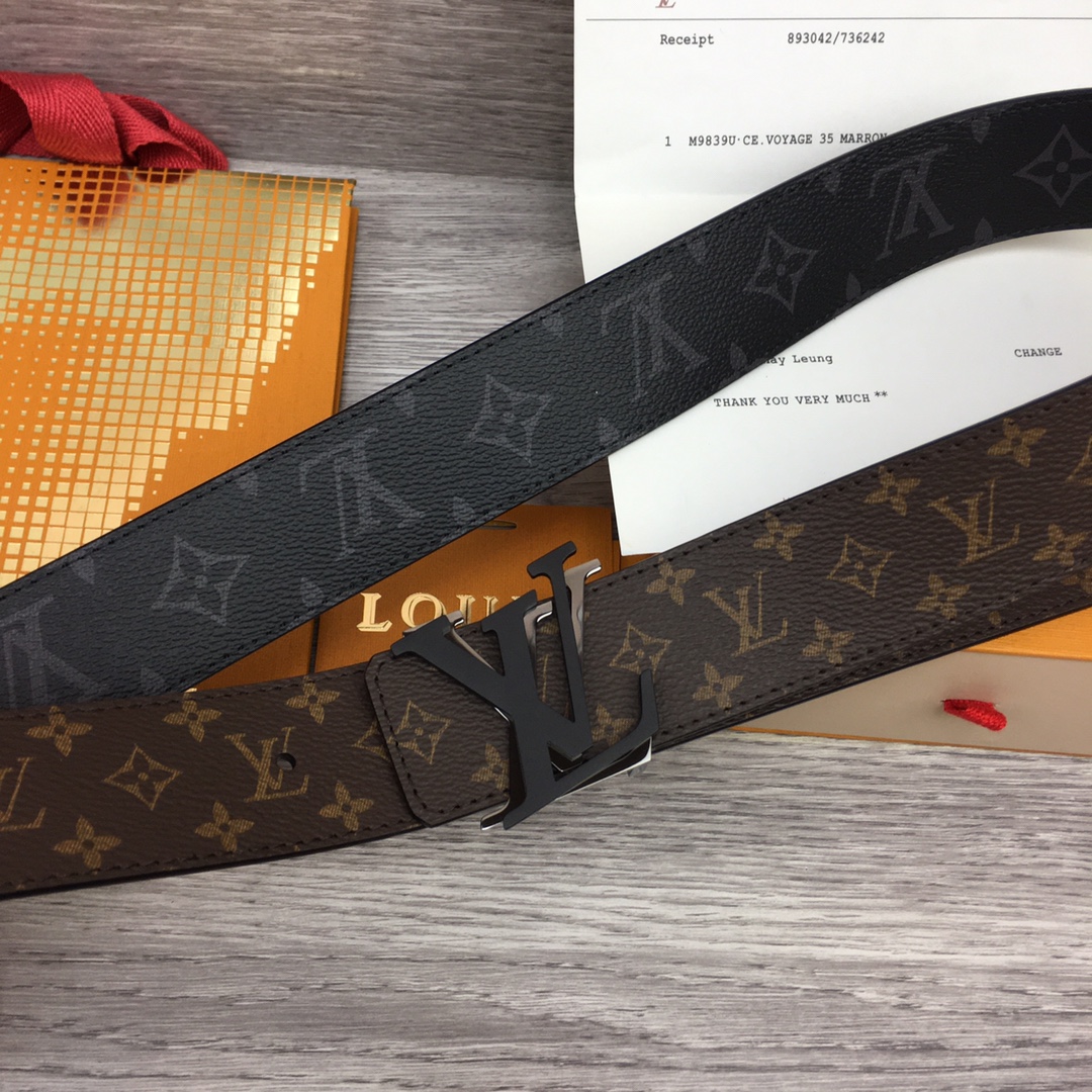 p165 代购正品级🛳LV男士腰带
L0UIS VUITT0N 專櫃最新升級版本 寬度40毫米 全新訂製帆布搭配最新進口原廠皮底 配置新型字母搭扣