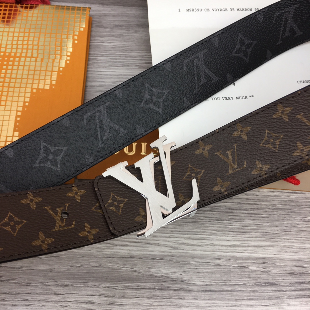 p165 代购正品级🛳LV男士腰带
L0UIS VUITT0N 專櫃最新升級版本 寬度40毫米 全新訂製帆布搭配最新進口原廠皮底 配置新型字母搭扣