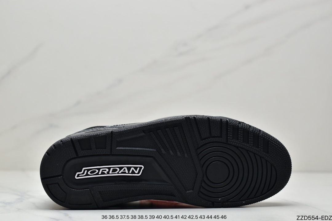 250 Nike Air Jordan 3 Retro OG”Black Cat”迈克尔·乔丹AJ3代篮球鞋“黑猫珍藏版” 136064-002