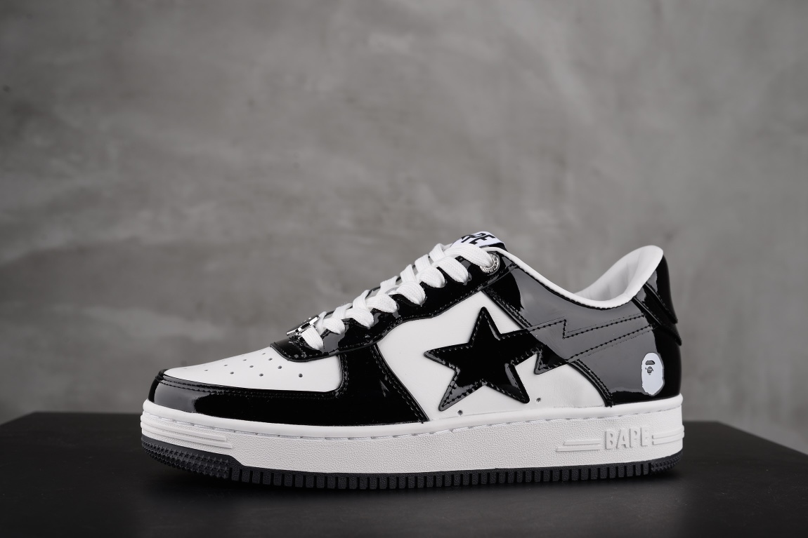 ¡Después de medio año de desarrollo, la versión original se envía con su primera combinación de colores! Bape…