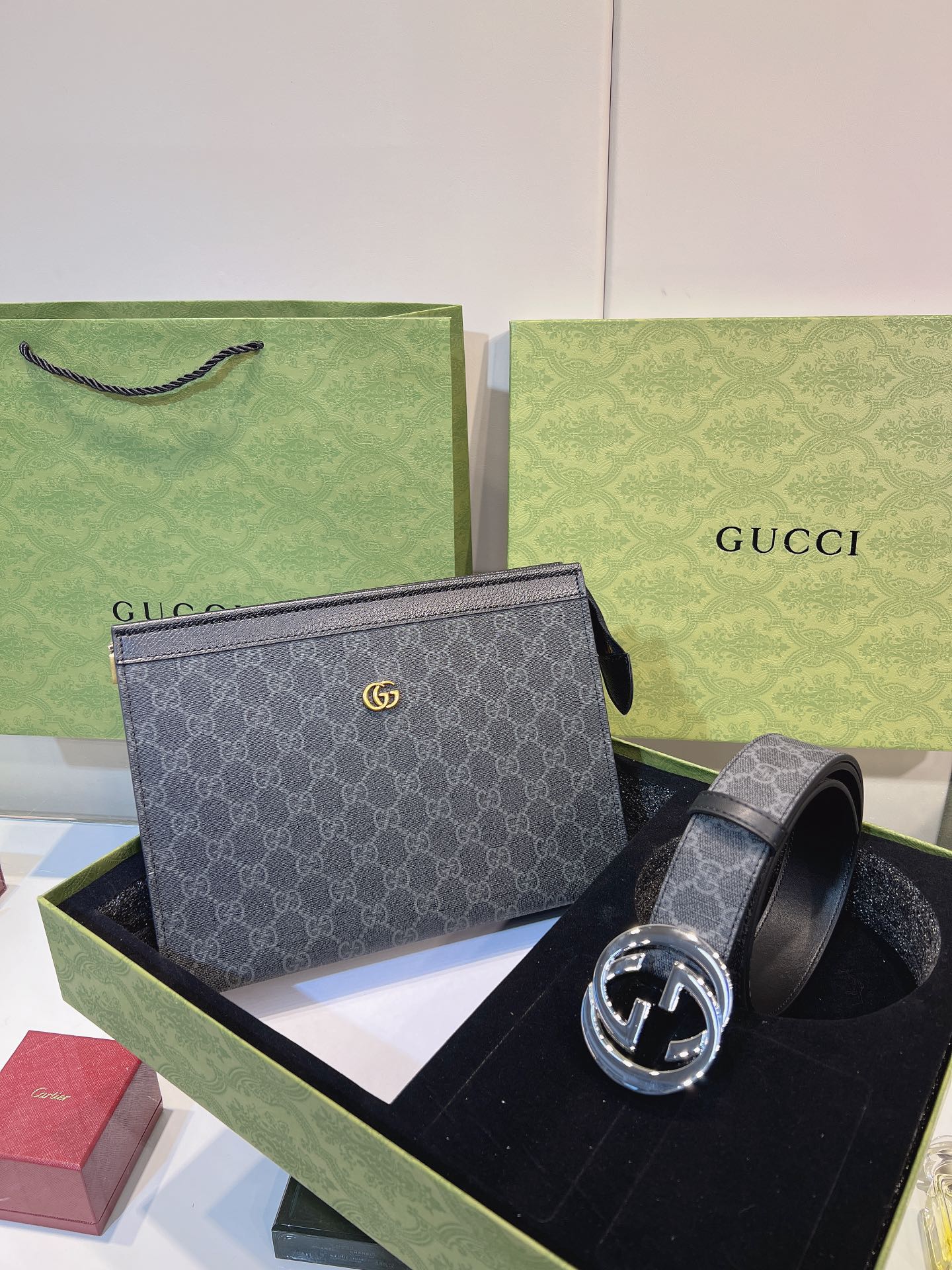 Yupoo Gucci Bags Watches Nike Clothing Jordan Yeezy Balenciaga Shoes
