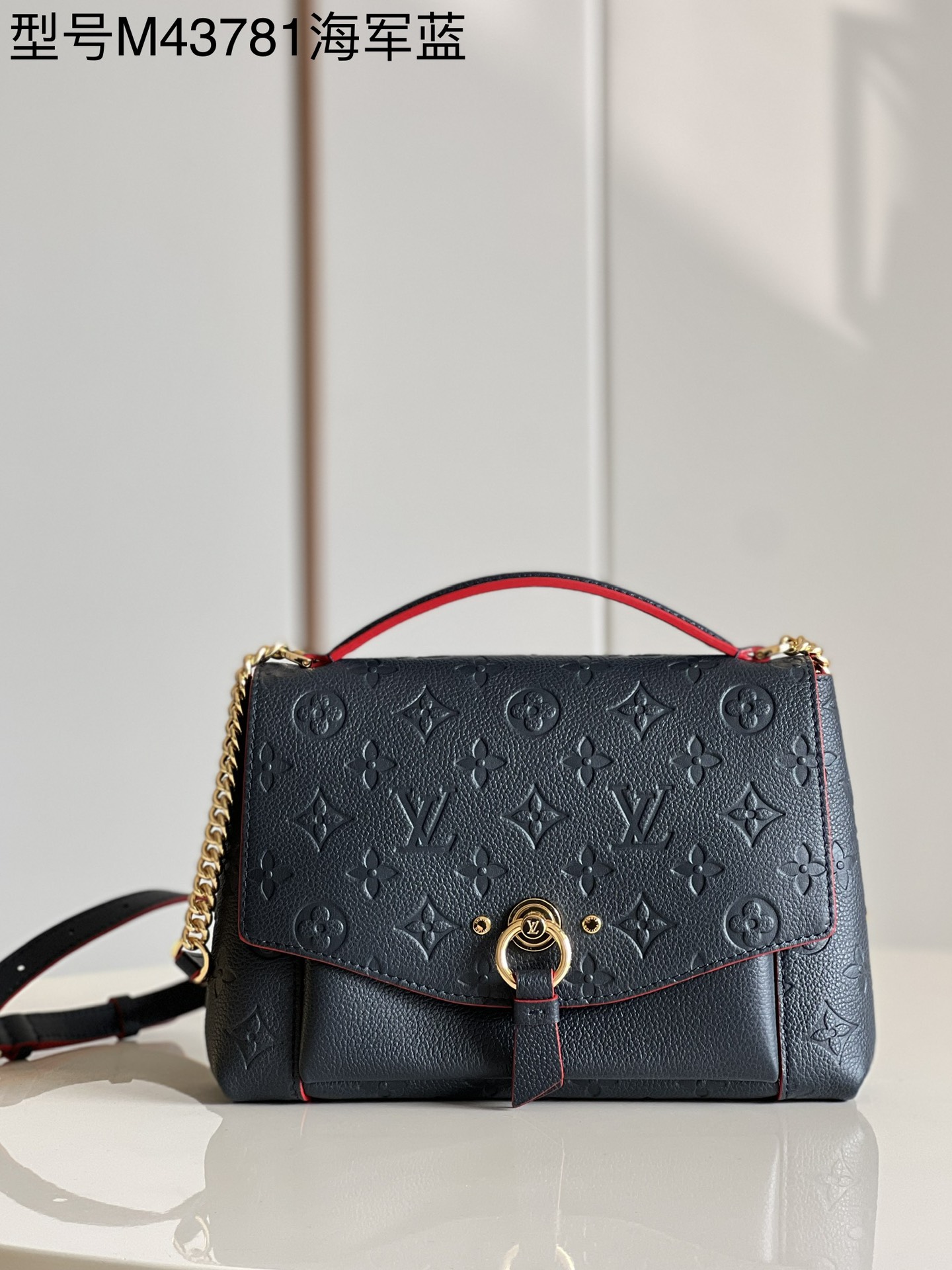 NO:398346,【Exclusive real photo M43781 Navy】This Blanche BB handbag is made of grinding and embossed Monogram Empreinte leather, combining casual and fashionable style, ideal for daily life. The cover is decorated with finely crafted metal buckles and leather parts. It is equipped with adjustable length leather straps, which are easy to shoulder or crossbody, freeing hands. Detailed size 22x16x7cm kl., LV [original leather], louis vuitton19860909【独家实拍M43781海军蓝】此款Blanche BB手袋由磨面与压纹Monogram Empreinte皮革裁制而成,融合休闲与时尚风格,日常生活中的理想之选.搭盖处饰有做工精细的金属扣环与皮革部件.配有长度可调节的皮革包带,便于肩背或斜挎,解放双手.详细尺寸22x16x7cm kl.,LV【原厂皮】,louis vuitton,Bag