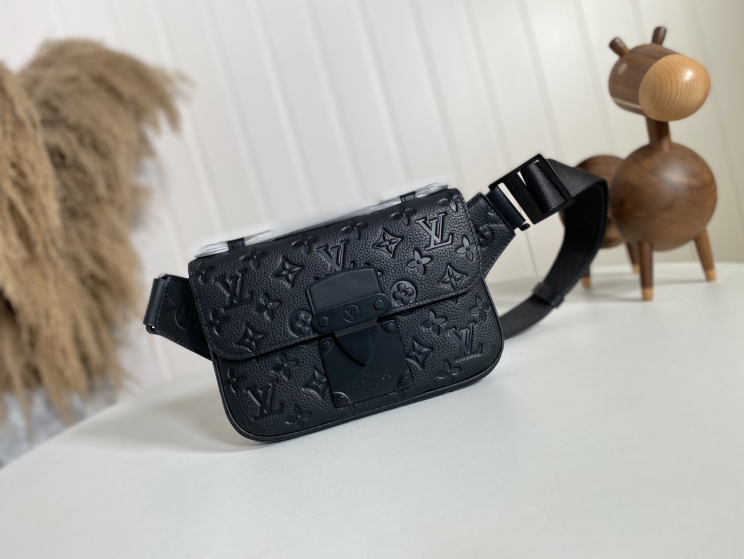 Louis Vuitton Bags Handbags Black Taurillon Fashion M58487