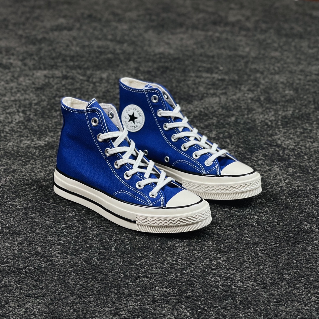F5 Converse Chuck 1970s 宝蓝色又来了复古如潮多年所推崇的配色 全网最高品质1970 原楦 原厂布料以及正确蓝底打造 一切遵循正品