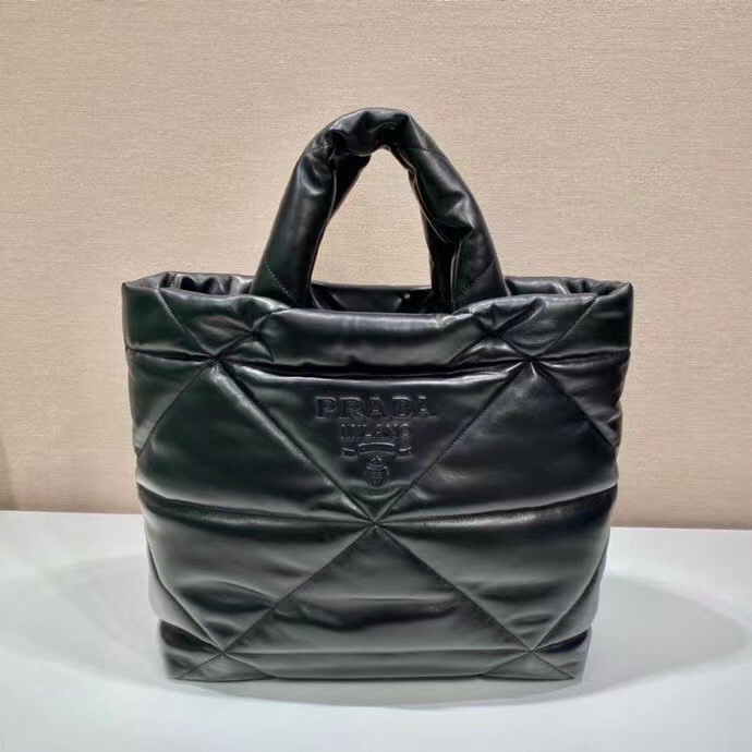 Prada Luxury Designer Handbag Shoulder Bag in fine calfskin