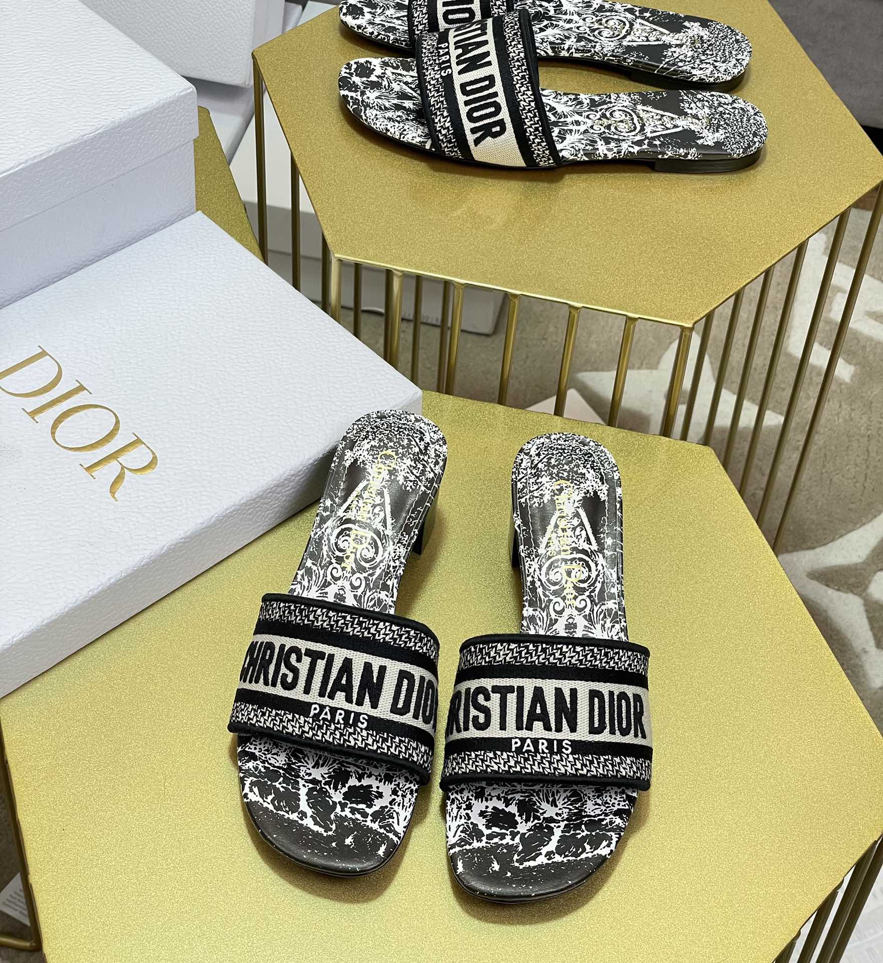 Dior Slides