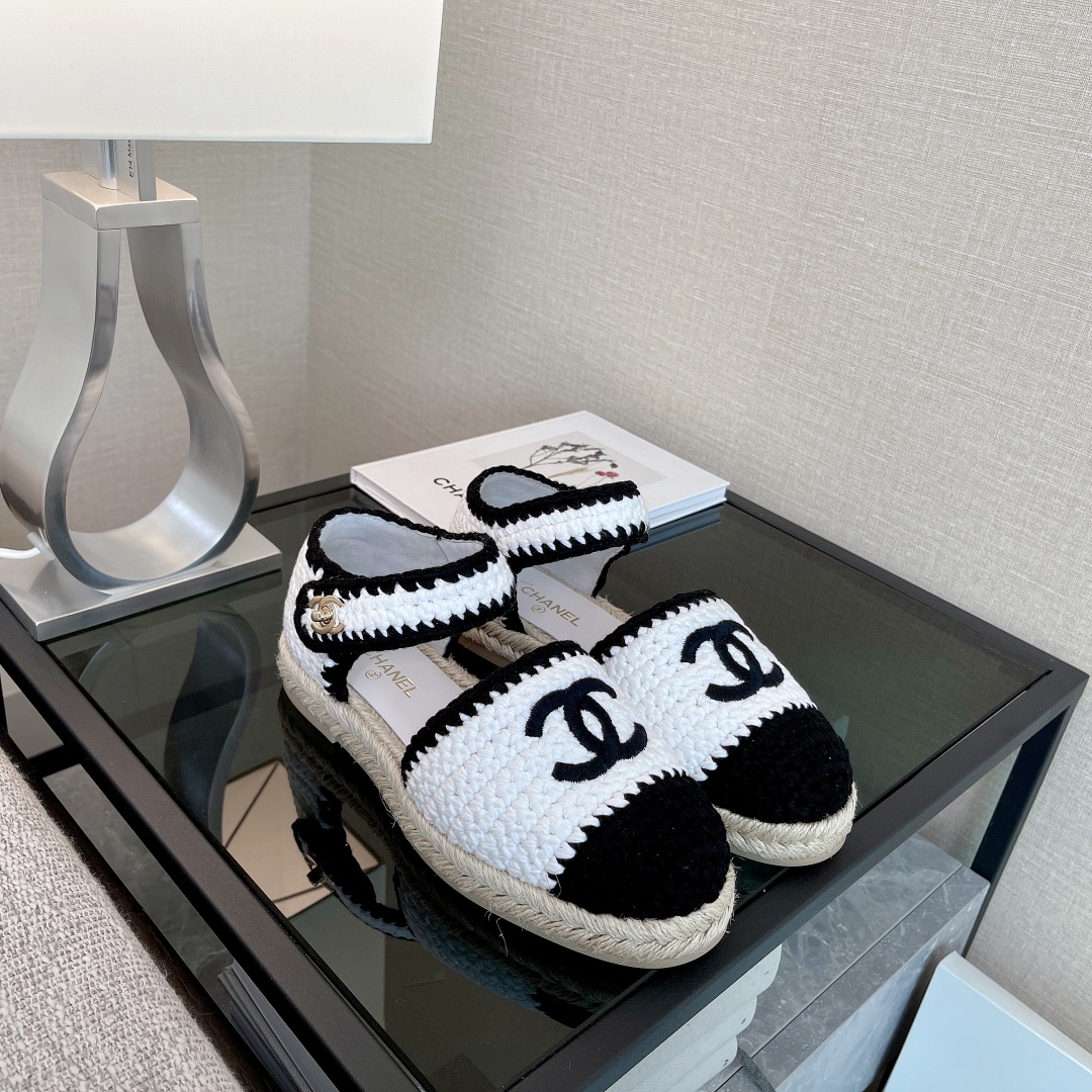 Chanel 23 Espadrille Sandals Resort Collection - Iconic Style, Ultimate Comfort 3 i1646229680 5931 1