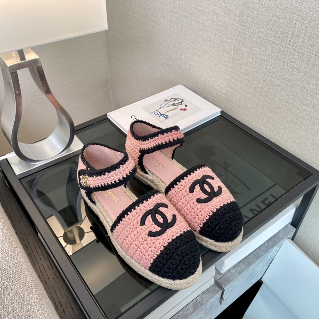 Chanel 23 Resort Espadrille Sandals, Pink & Black Crochet, Sizes 35-40 3 i1646229894 4253 1