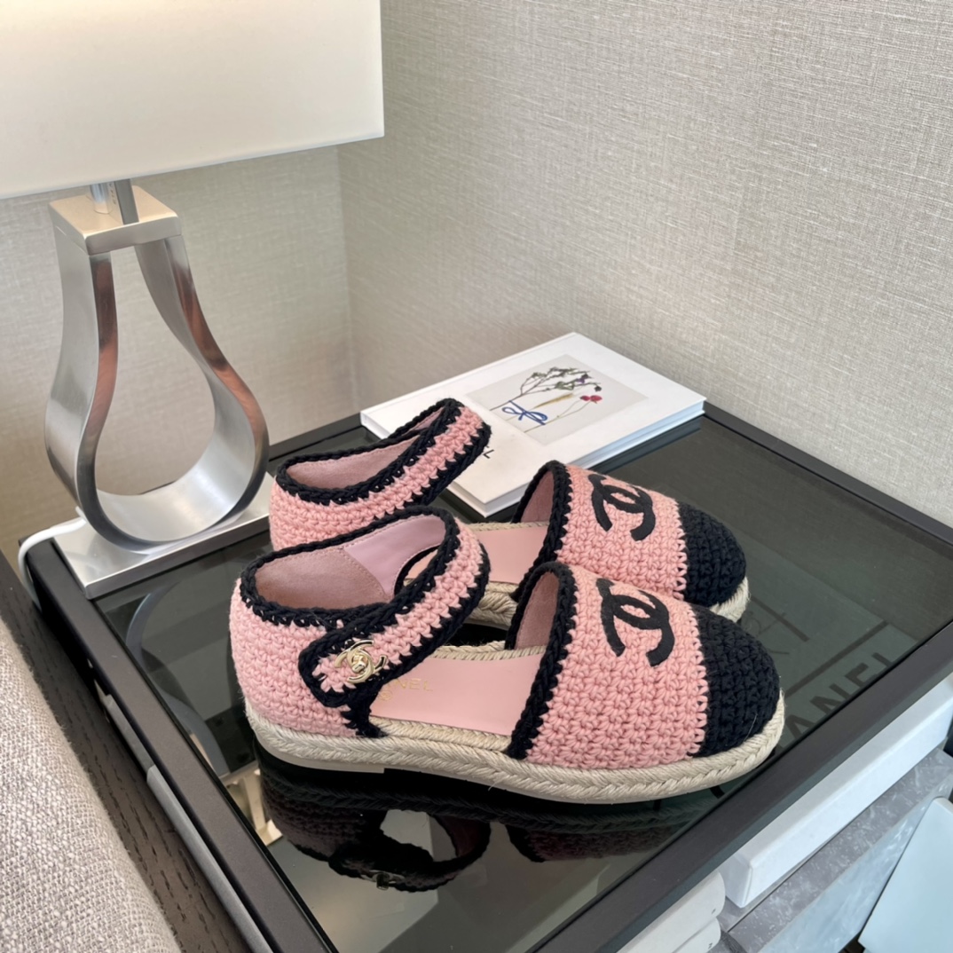 Chanel 23 Resort Espadrille Sandals, Pink & Black Crochet, Sizes 35-40 4 i1646229894 7387 2