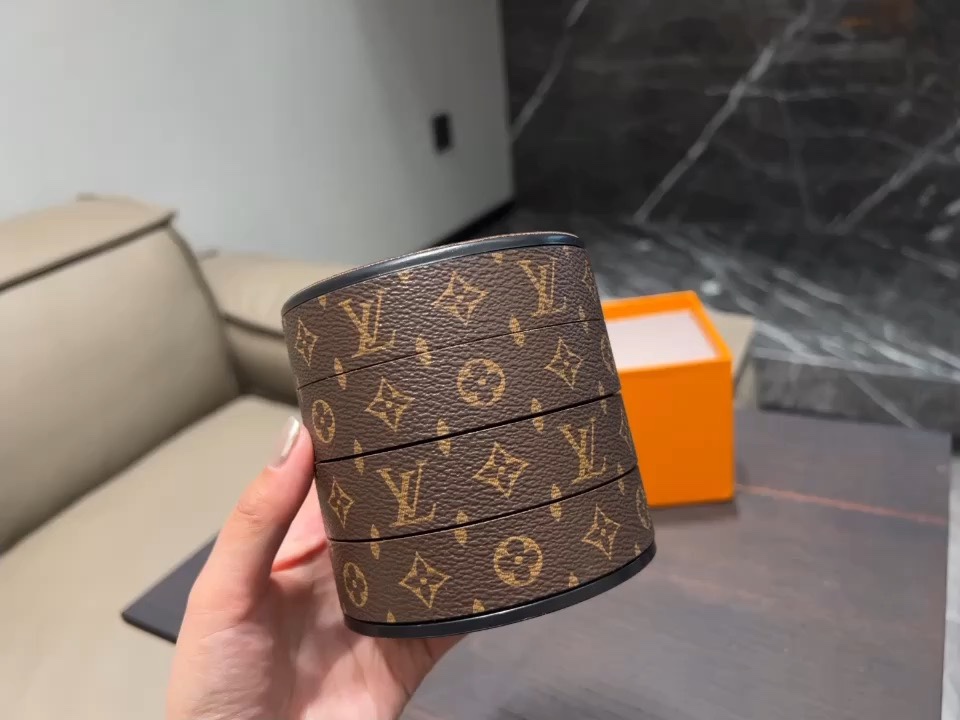 Yupoo Gucci Bags Watches Nike Clothing Jordan Yeezy Balenciaga Shoes
