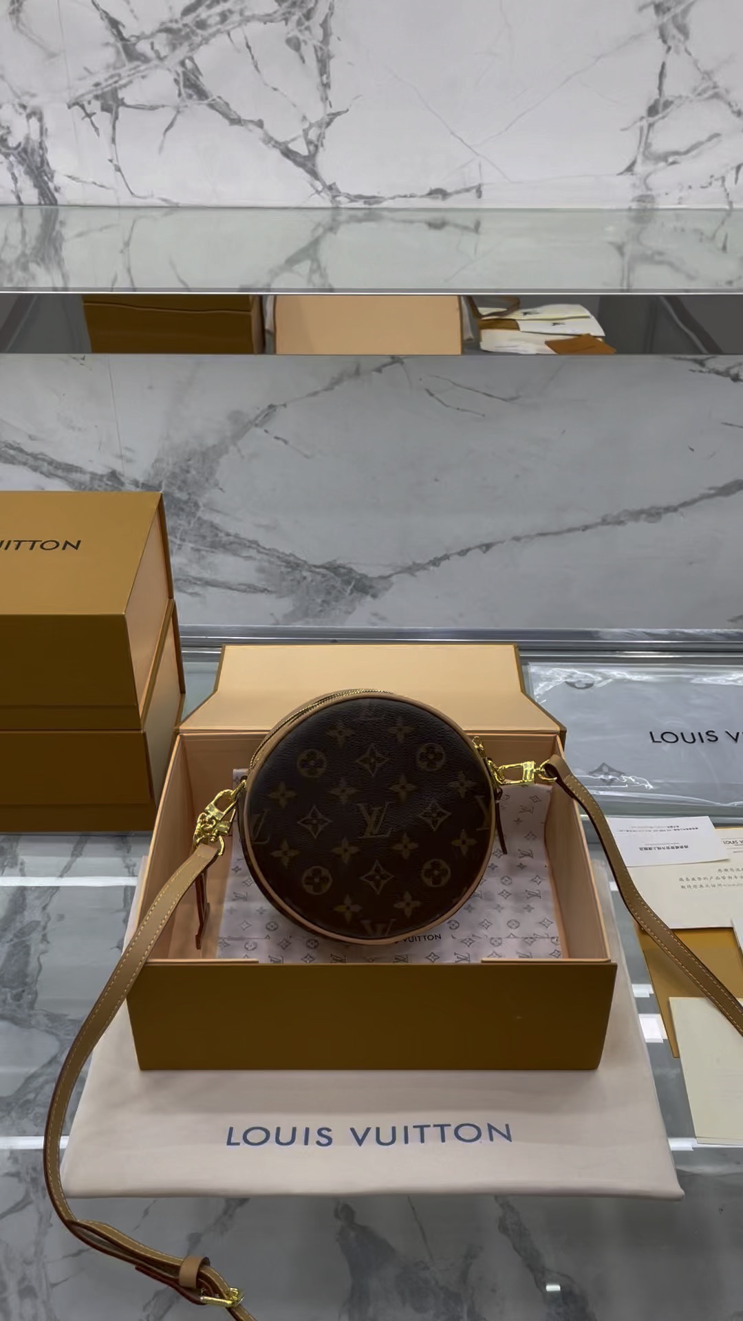 Yupoo Gucci Bags Watches Nike Clothing Jordan Yeezy Balenciaga Shoes
