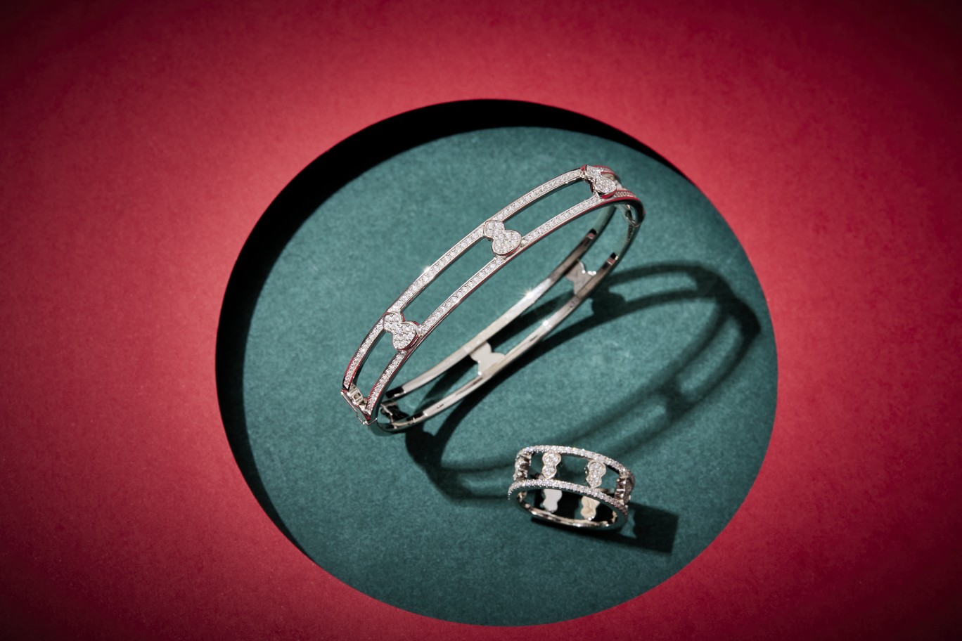 批220 葫芦系列新品，葫芦手镯，S925银材质，，镶嵌八心八箭锆石，18K金电镀 白金 香槟金，尺寸17#