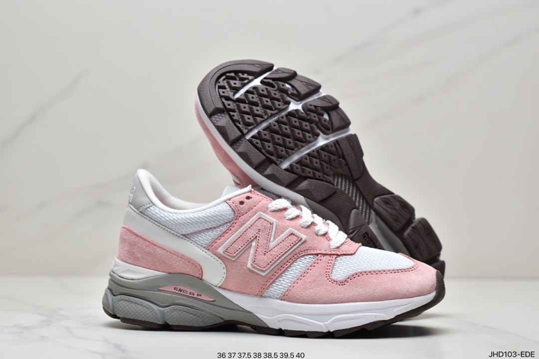 New Balance/ These British Made Women's Sneakers W7709DB