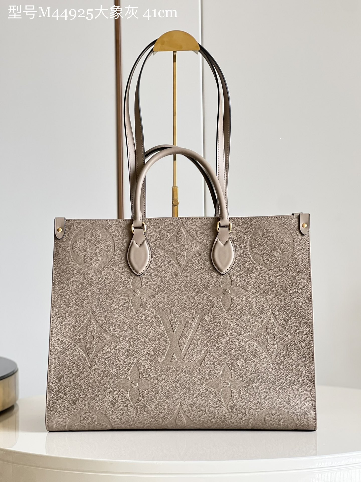 Louis Vuitton LV Onthego Bags Handbags Elephant Grey Printing Mini M44925
