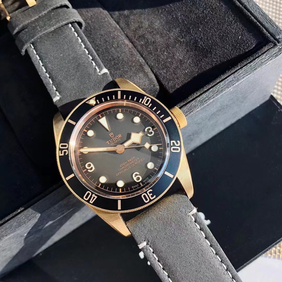 Часы Tudor