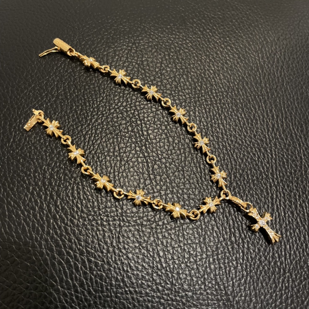 Chrome Hearts 克罗心镀金镶钻十字架手链