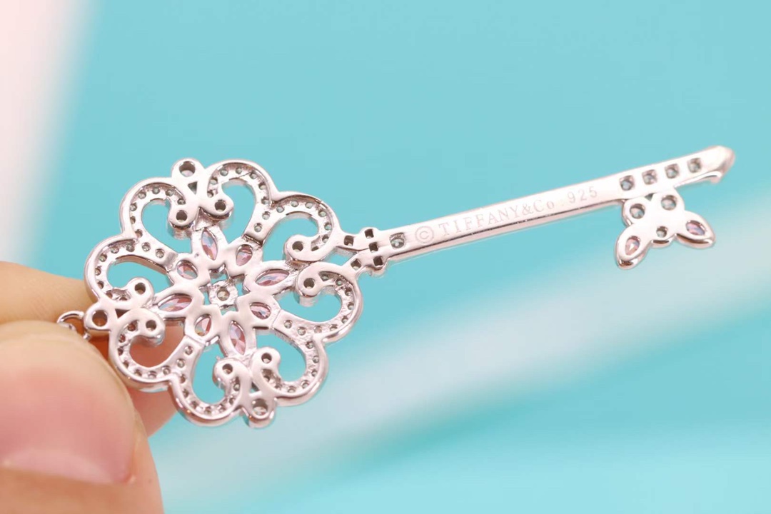 Tiffany & Co. Tiffany&Co. 粉钻四瓣心钥匙项链 925纯银