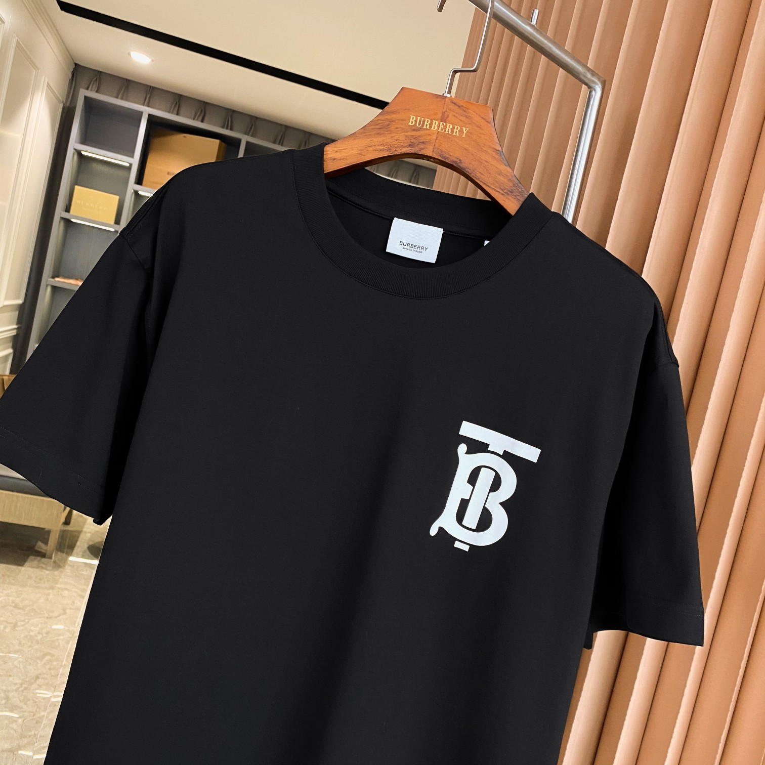 Burberry BBR 巴宝莉 专属tb标识图案棉质宽松 短袖T 恤衫