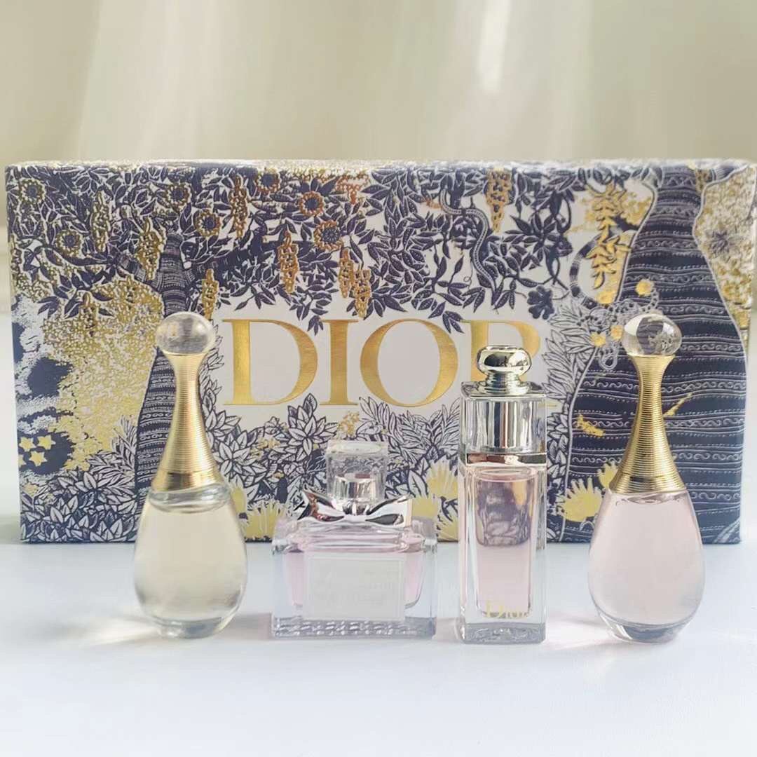 Dior Miniature Perfume Set - 5ml x 3 - Floral Scent, Travel-Friendly 6 i1646344631 3226 5