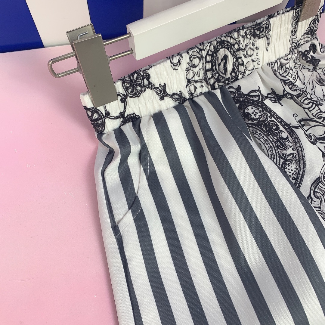 Van Sage Summer Kids T-shirts & Shorts with Classic Stamp Designs in Cotton Knit. - 图片 5