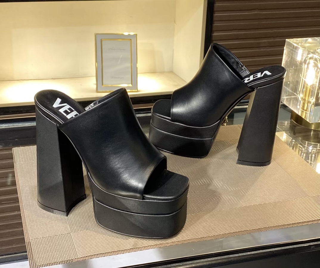 35-43 yardas, fábrica Versace super tacones altos, piel de vaca de tela, forro de piel de oveja de a