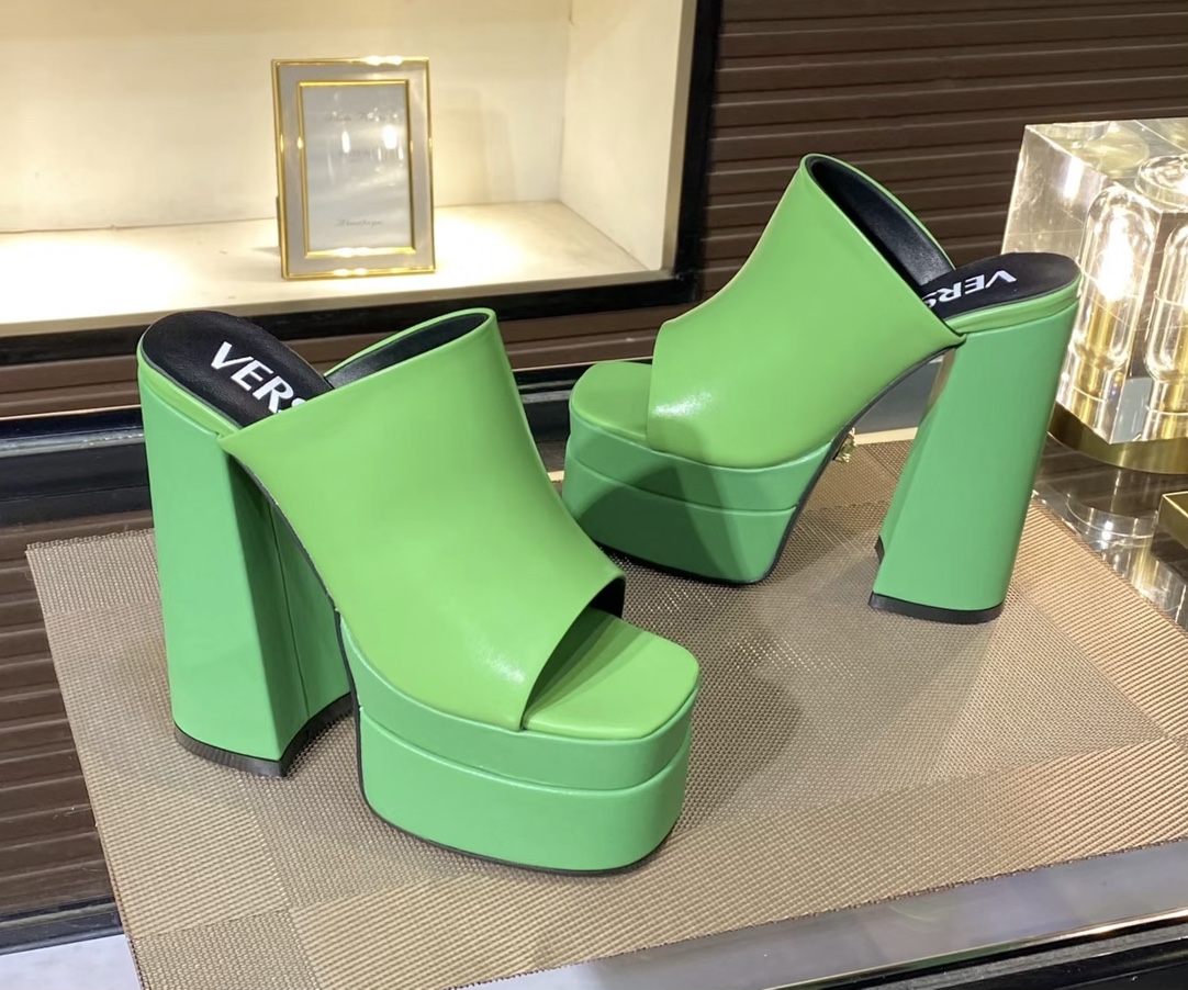 35-43 yardas, fábrica Versace super tacones altos, piel de vaca de tela, forro de piel de oveja de a