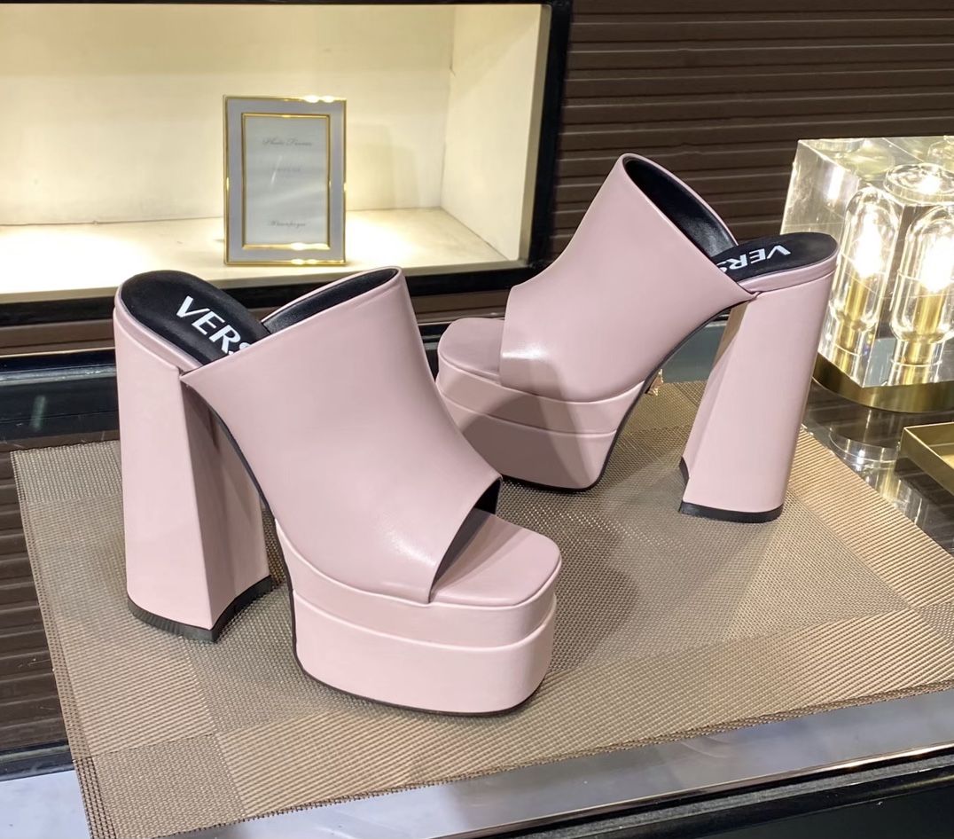 35-43 yardas, fábrica Versace super tacones altos, piel de vaca de tela, forro de piel de oveja de a