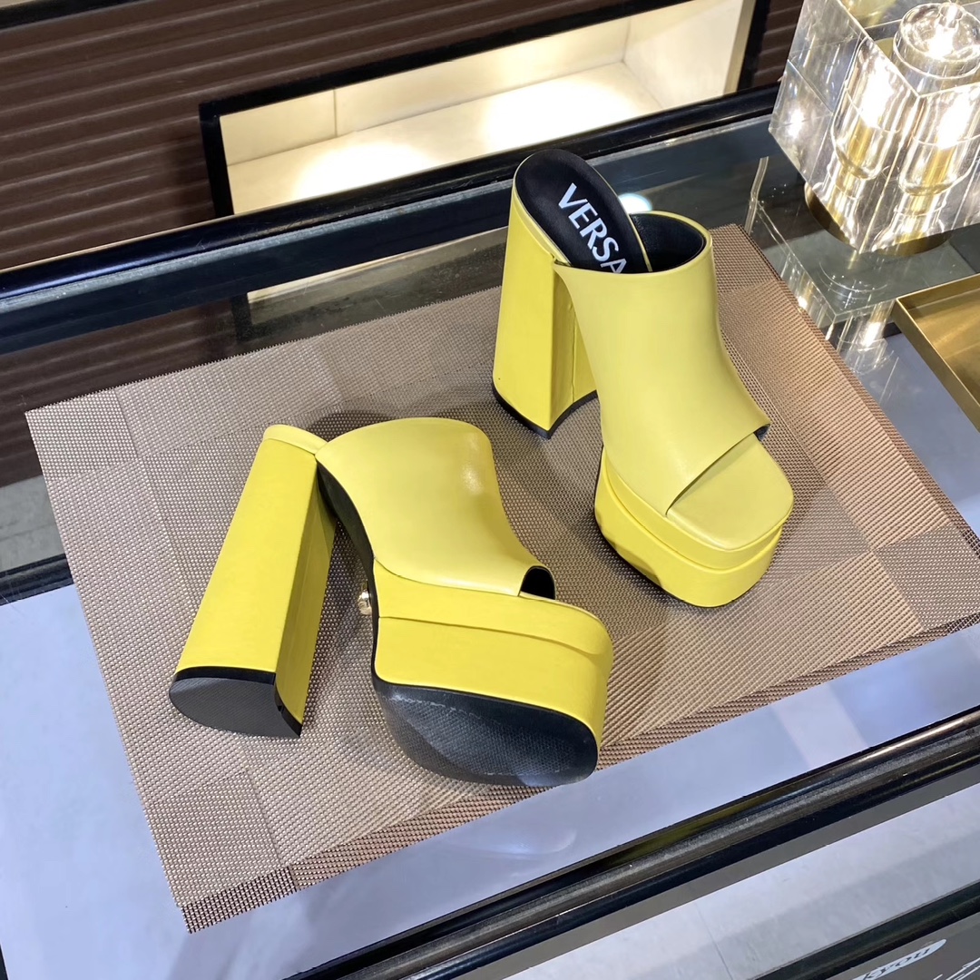 35-43 yardas, fábrica Versace super tacones altos, piel de vaca de tela, forro de piel de oveja de a