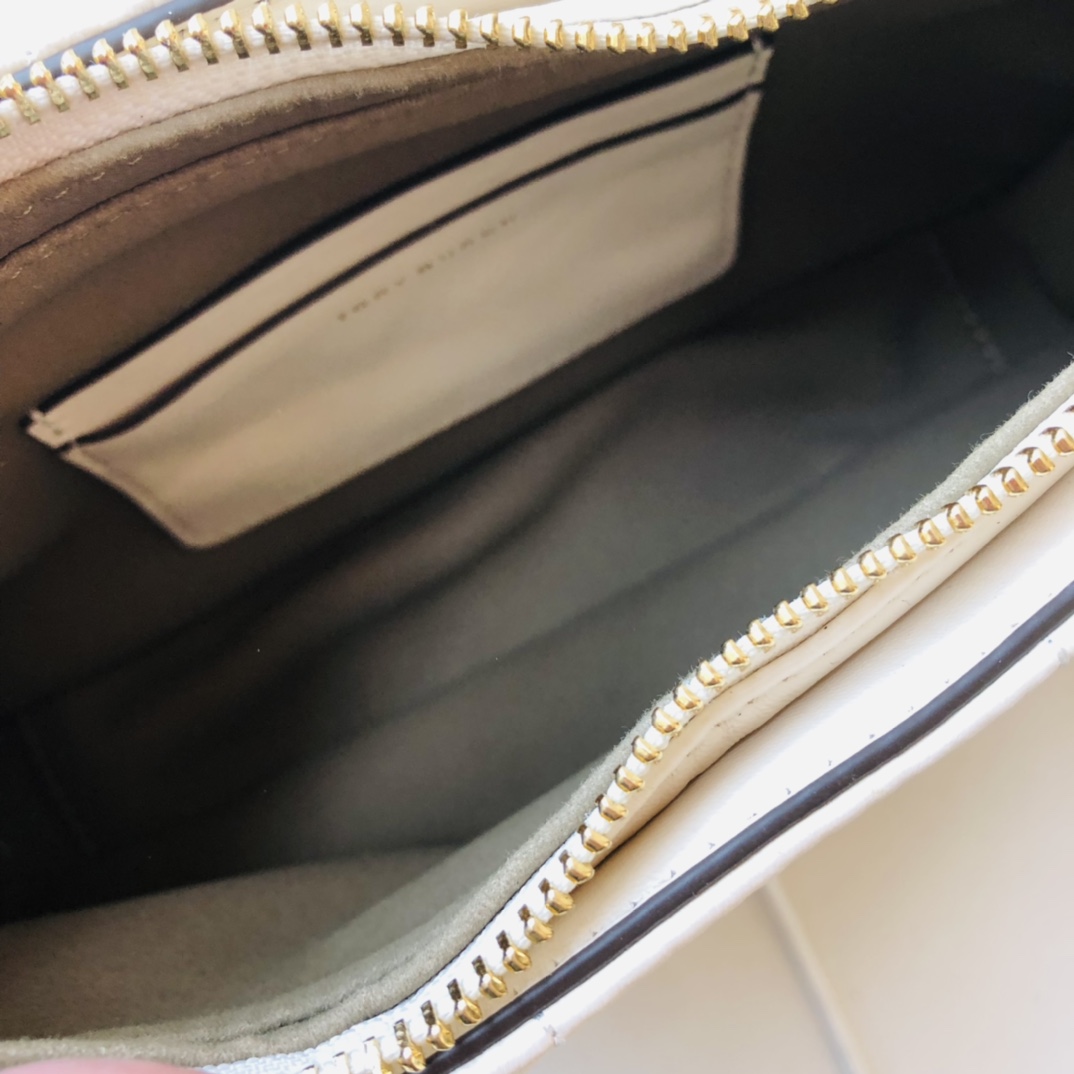 Tory Burch 新款 白色#TORYBURCH#