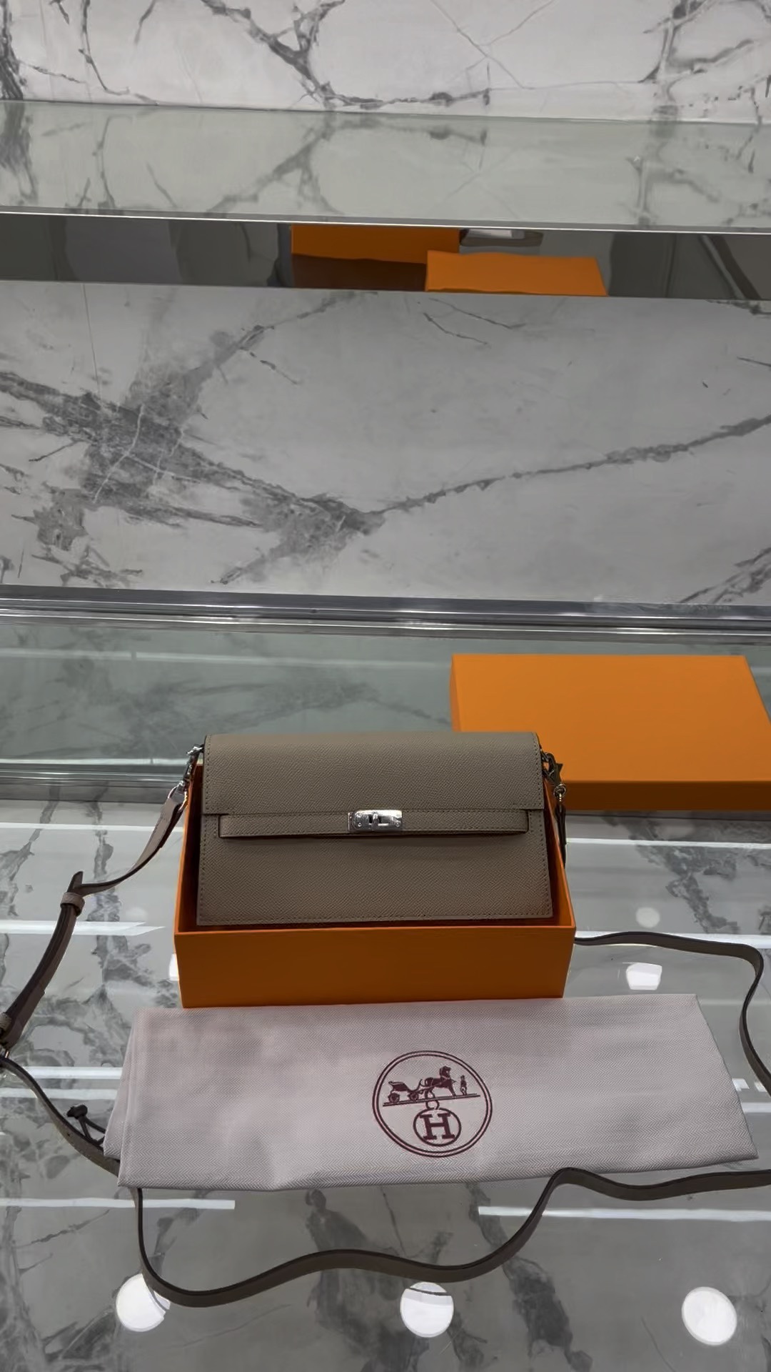 Yupoo Gucci Bags Watches Nike Clothing Jordan Yeezy Balenciaga Shoes
