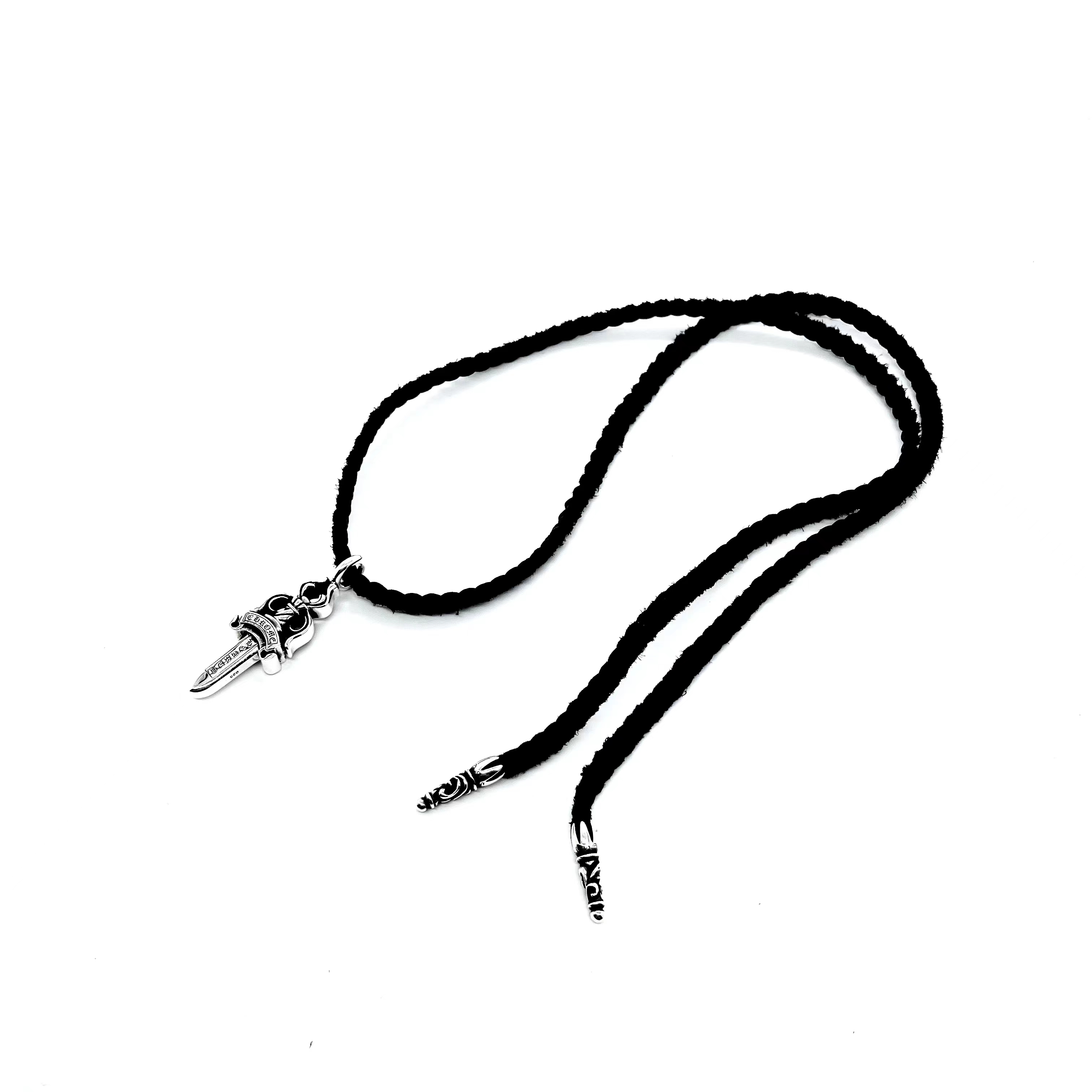 Chrome Hearts 𝐂𝐡𝐫𝐨𝐦𝐞 𝐡𝐞𝐚𝐫𝐭𝐬