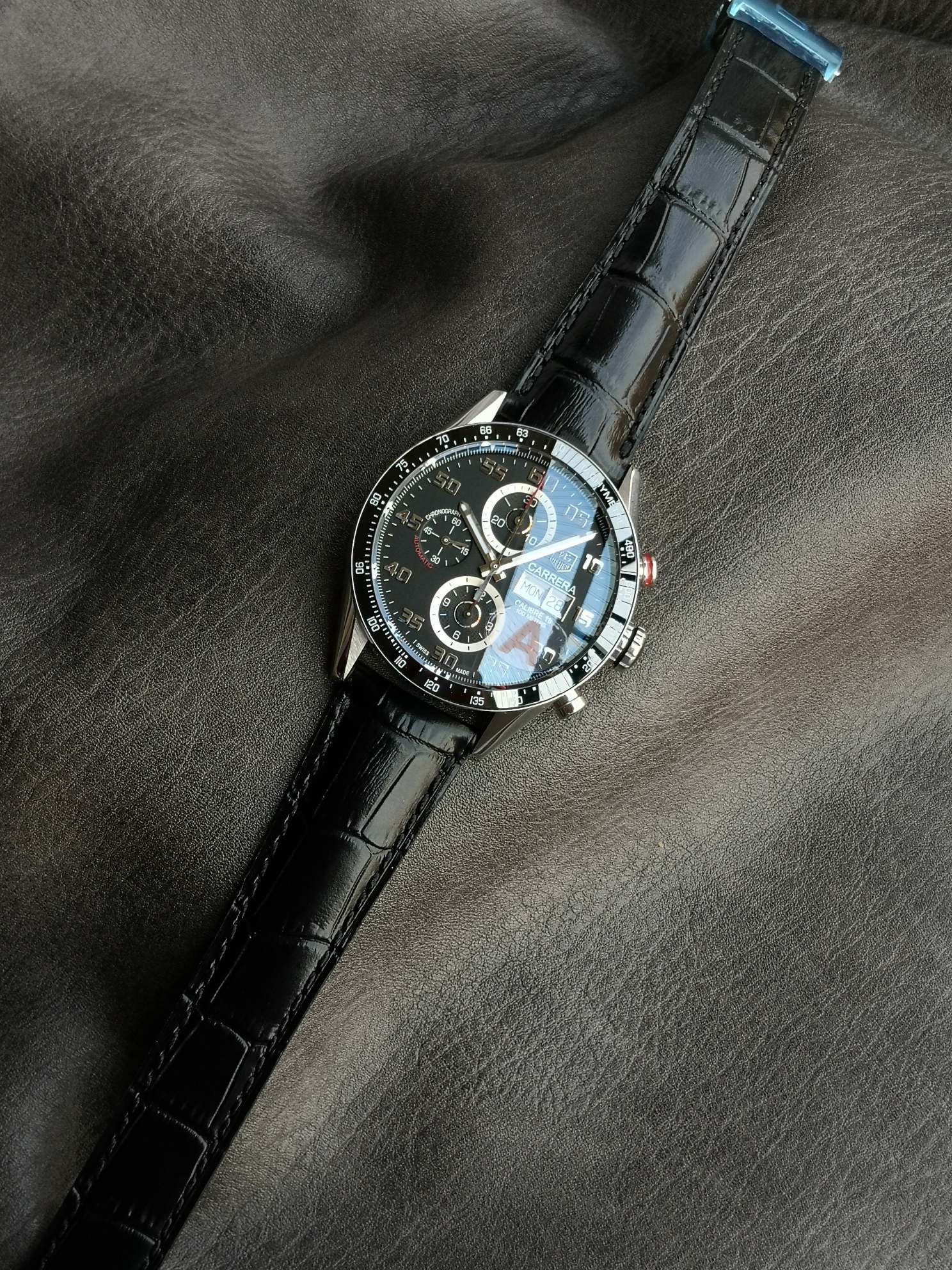 NO:392114,V6 limited edition TAG Heuer Carrera series CV2A1R.FC watch, stainless steel case, black dial, 1887 automatic mechanical chronograph, 43 mm., tag heue19860909V6限量泰格豪雅卡莱拉系列CV2A1R.FC腕表,精钢表壳,黑色表盘,1887型自动机械计时,43毫米.,,tag heue,Watch