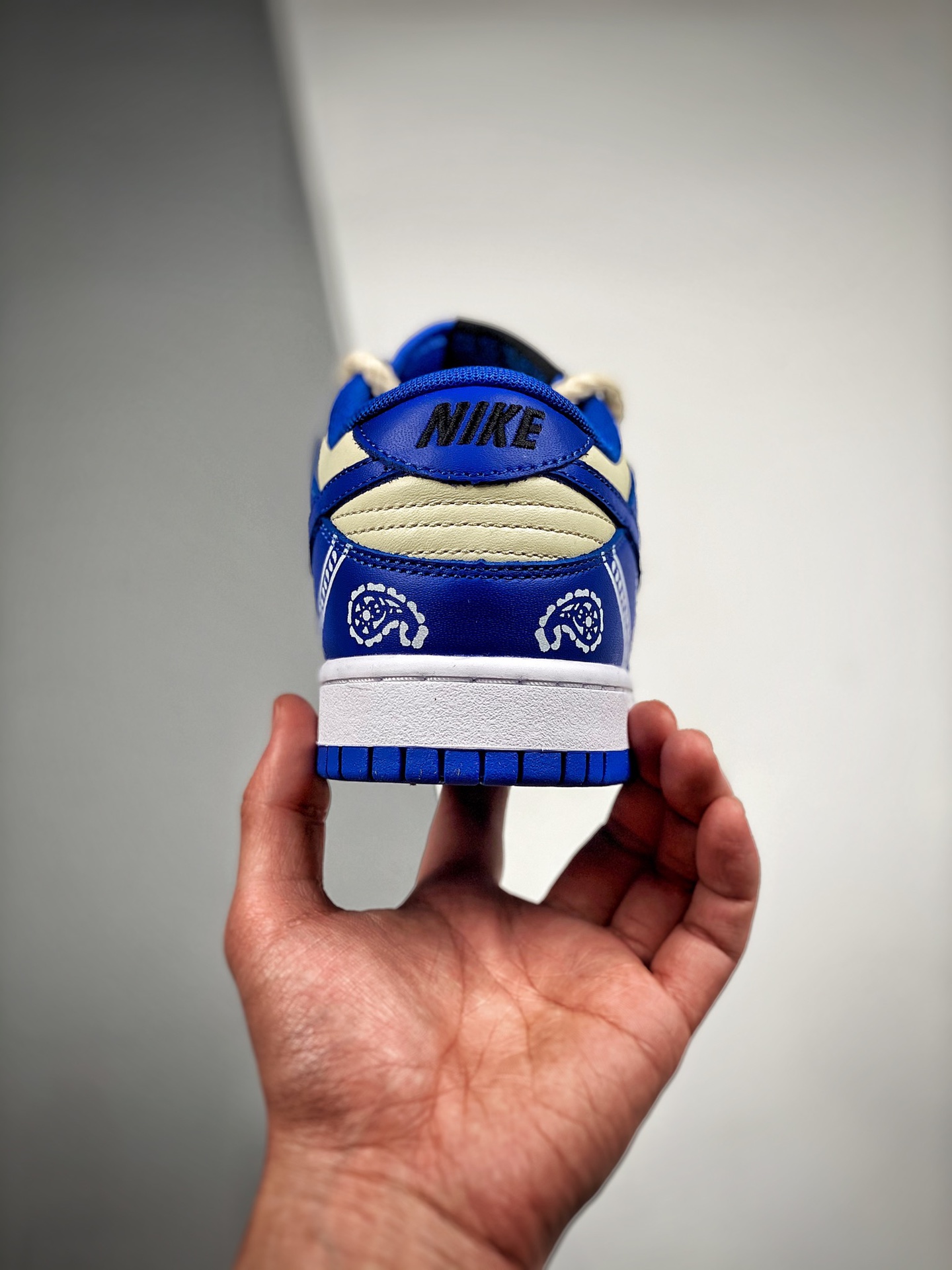 Miniatura 8