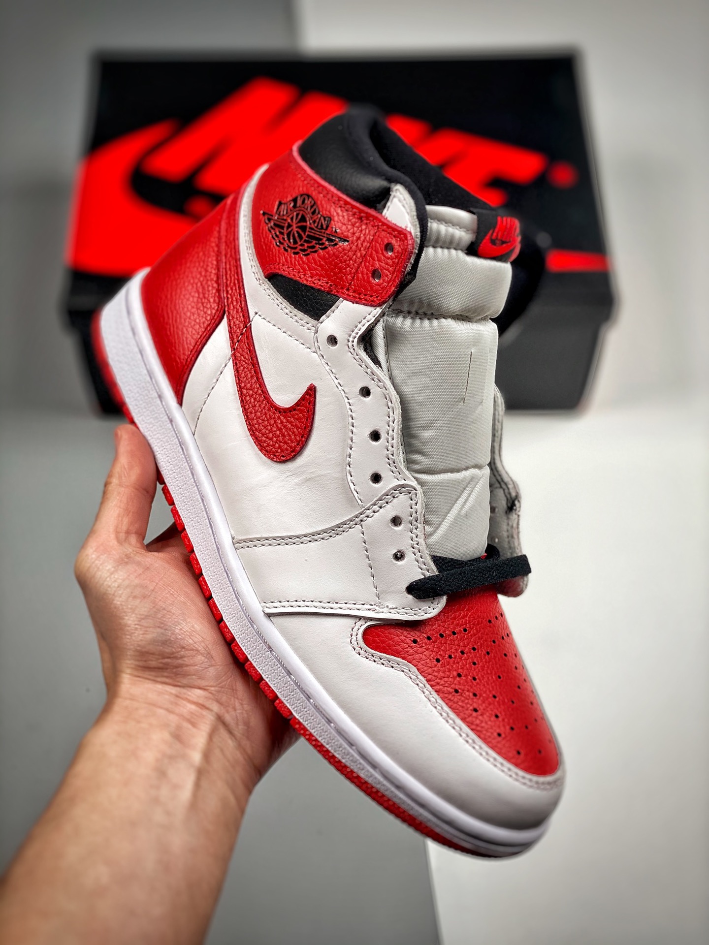 Air Jordan 1 “Obsidian” blanco/rojo, producción original de fábrica grande, el techo de calidad en el mismo rango de pr…