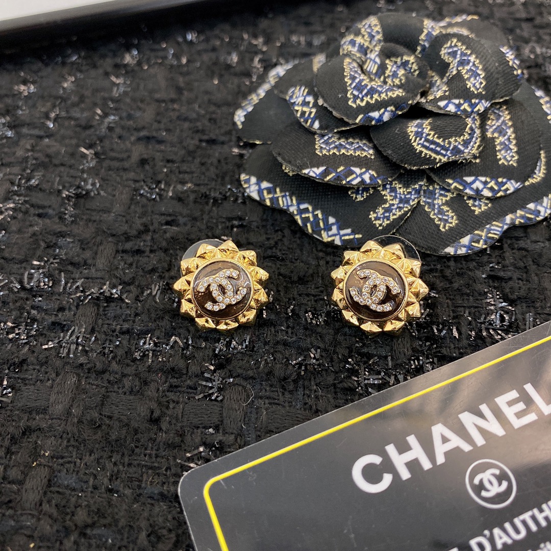 Moncler Haute Couture Haute Couture Fine Jewelry Necklace Bracelet Ring 6