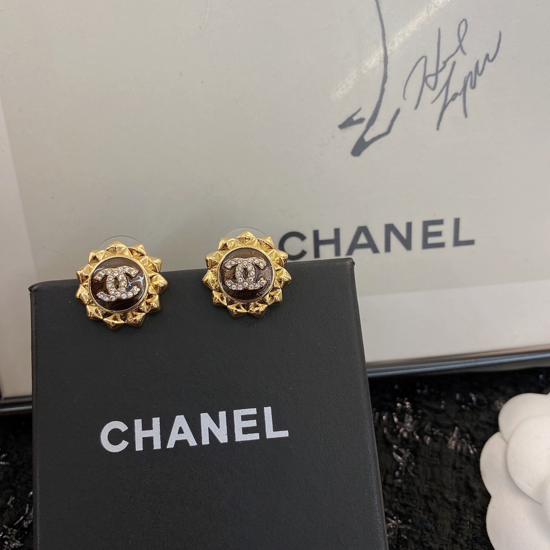 Moncler Haute Couture Haute Couture Fine Jewelry Necklace Bracelet Ring 2