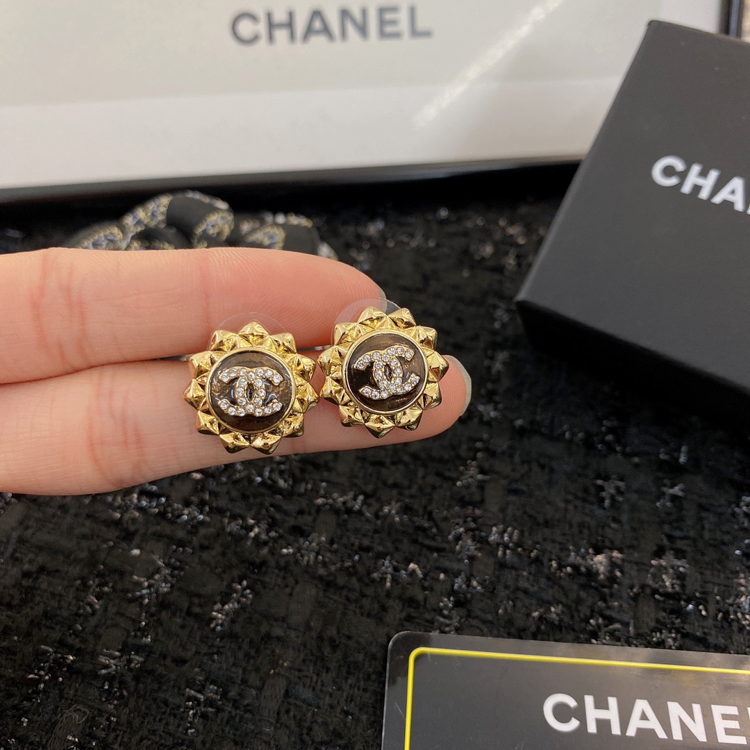 Moncler Haute Couture Haute Couture Fine Jewelry Necklace Bracelet Ring 8