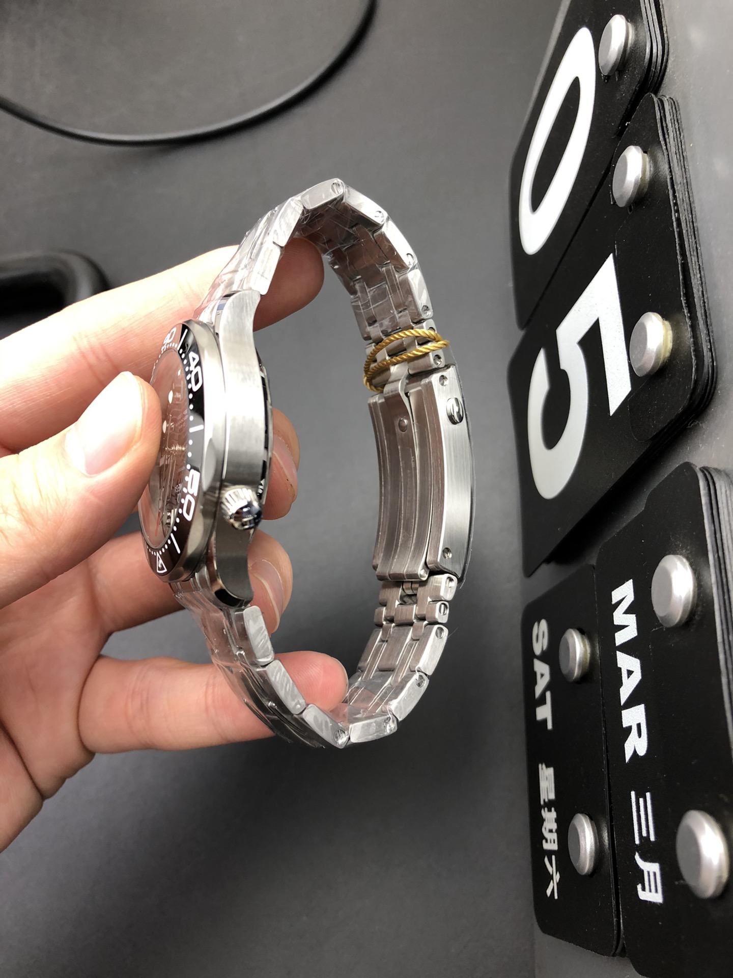 Omega OR 黑海马300