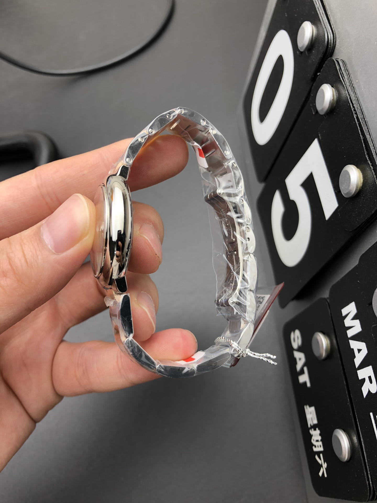 Cartier 间金贝母气球
