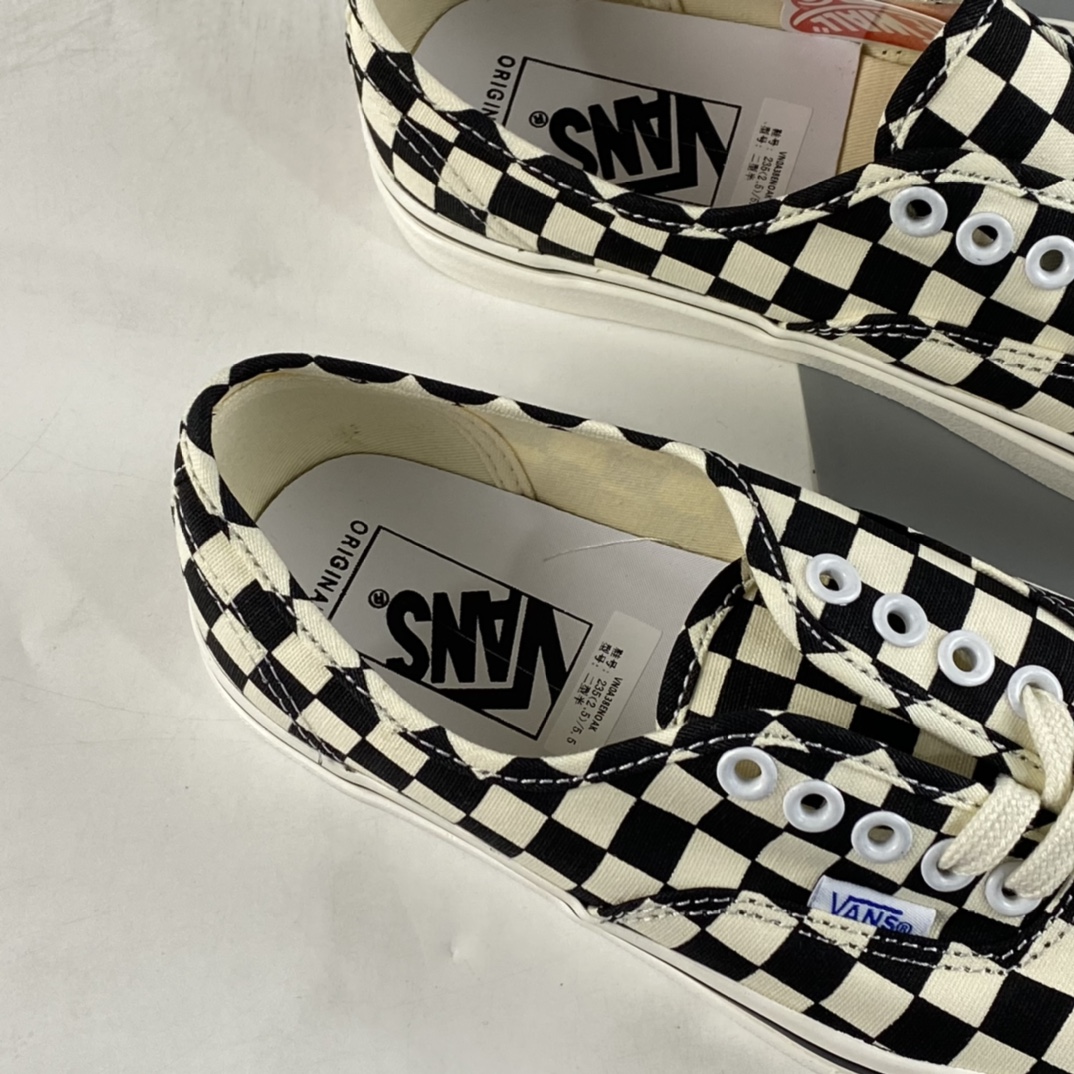 Vans Authentic 44 DX Anaheim black and white checkerboard canvas shoes VN0A38ENOAK